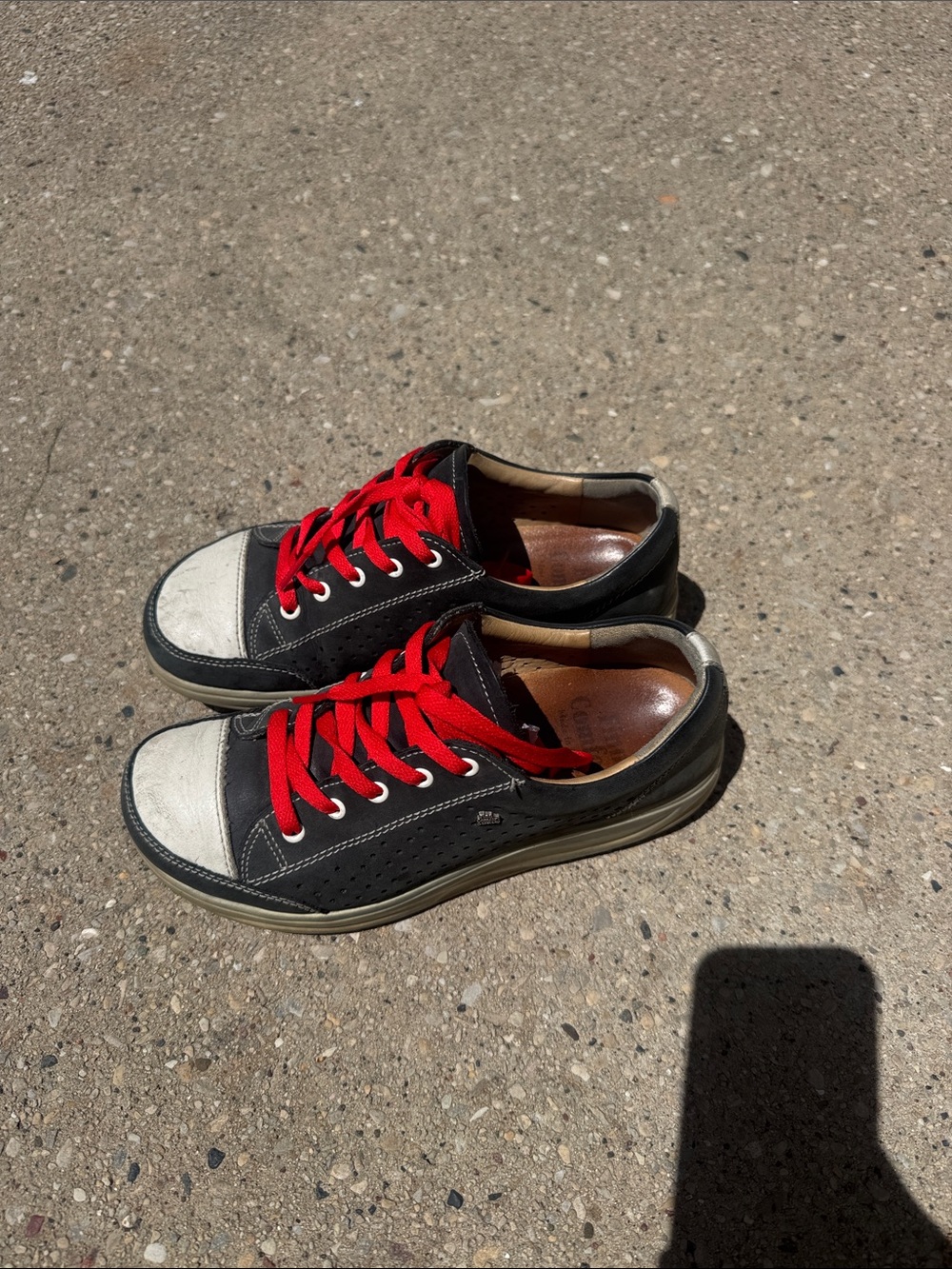 Finn Comfort Black and White w/ Red long laces. Sz 8 or 5 1/2 Women's Sneakers